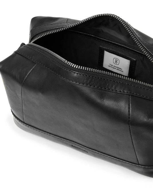 Saddler 11791-0001 Saddler Cay Toilet Black