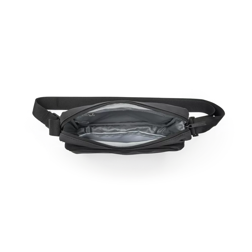 Escape 1601144-Black Crossover Bergen