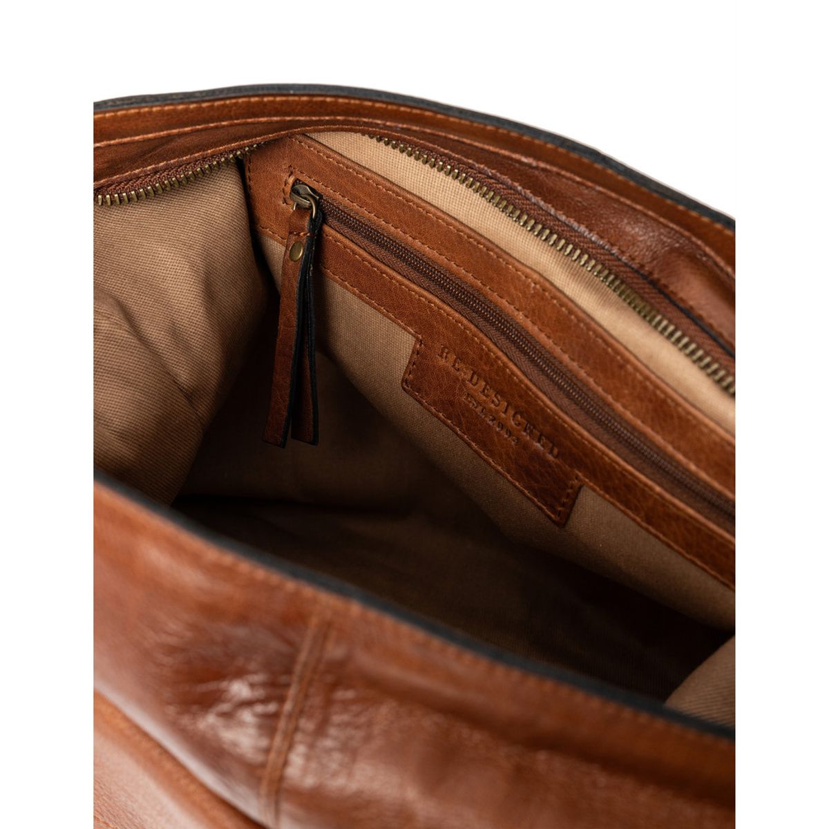 Re:Designed by Dixie Luzia Big Walnut
