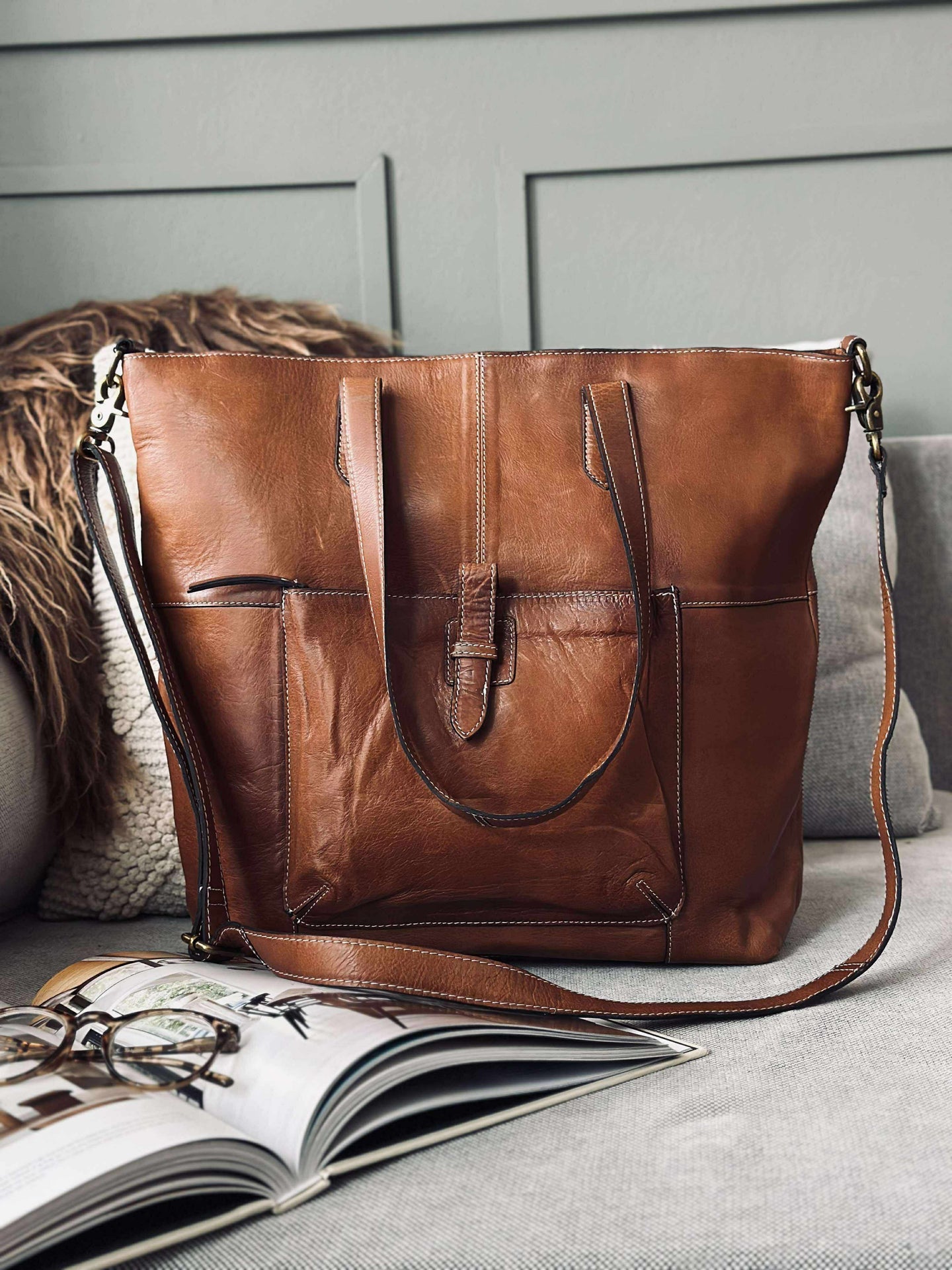 Re:Designed by Dixie Layla Walnut skinnveske