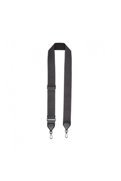 Markberg Daphney Guitar Strap Black w/Black+Silver - bagsandluggage.no