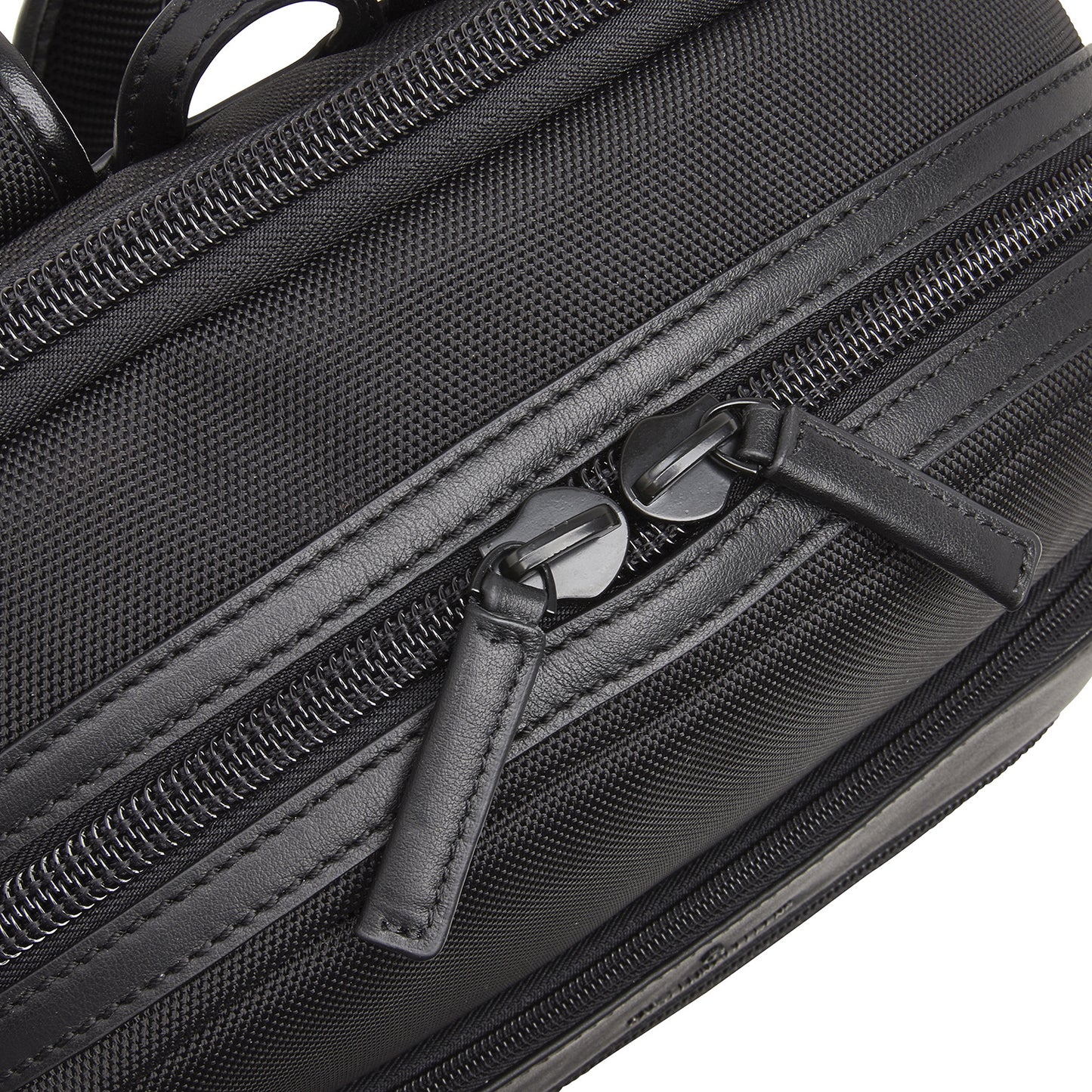 Castelijnen & Beerens Uniform Laptop Backpack 15,6" Black (RFID) 25 9576ZW - bagsandluggage.no