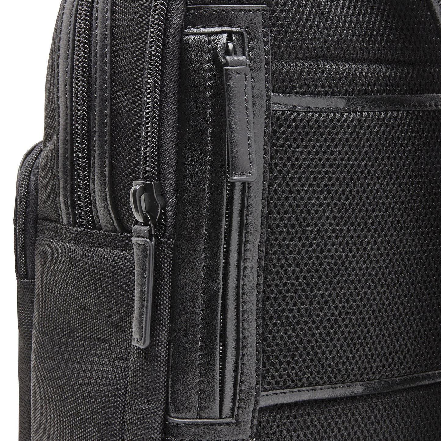 Castelijnen & Beerens Uniform Laptop Backpack 15,6" Black (RFID) 25 9576ZW - bagsandluggage.no