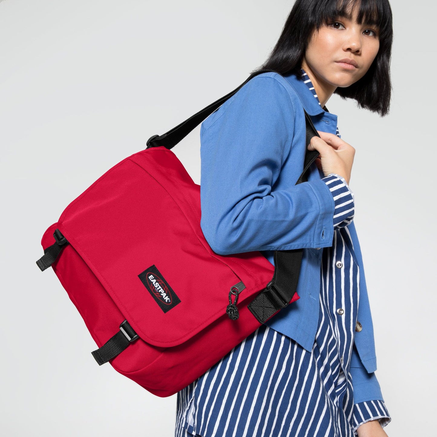 Eastpak Delegate + Sailor Red - bagsandluggage.no