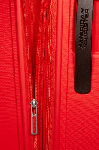 AMERICAN TOURISTER 51G*00003 SPINNER 77/28 EXP SUNSET RED - bagsandluggage.no