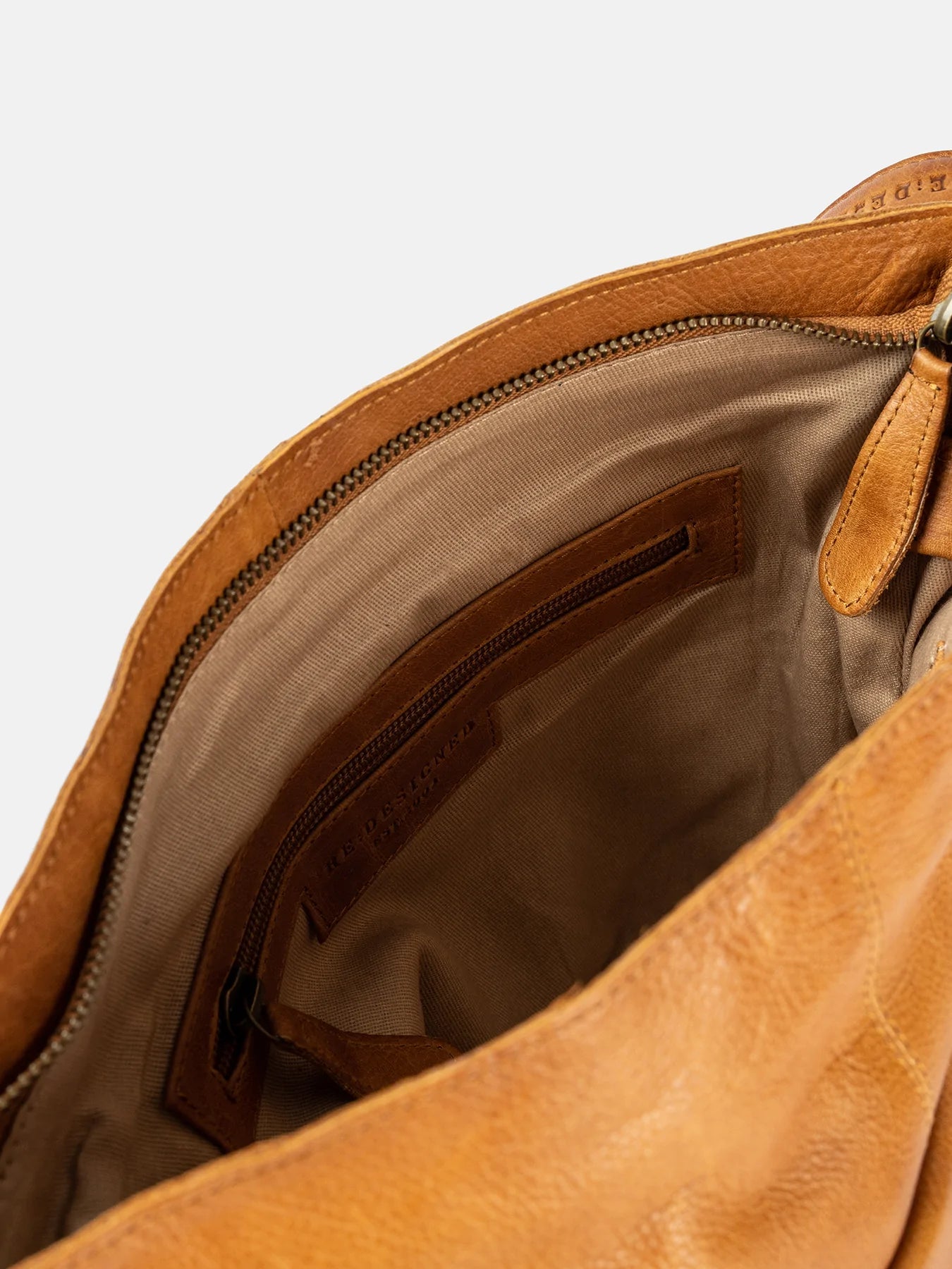 Dixie 1656 Urban Burned Tan - bagsandluggage.no
