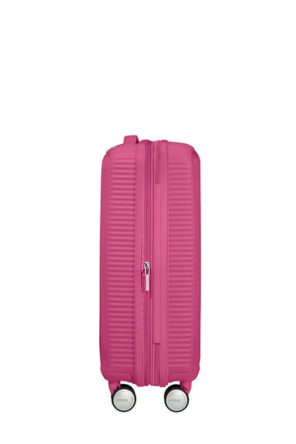 American Tourister Soundbox 55cm Exp Magenta Pink - bagsandluggage.no