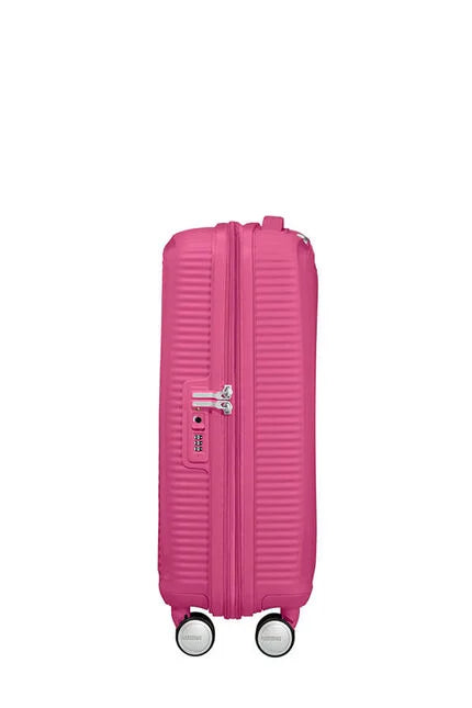 American Tourister Soundbox 55cm Exp Magenta Pink - bagsandluggage.no