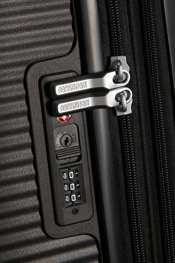 American Tourister - Soundbox Spinner Black Bass 77 cm - bagsandluggage.no