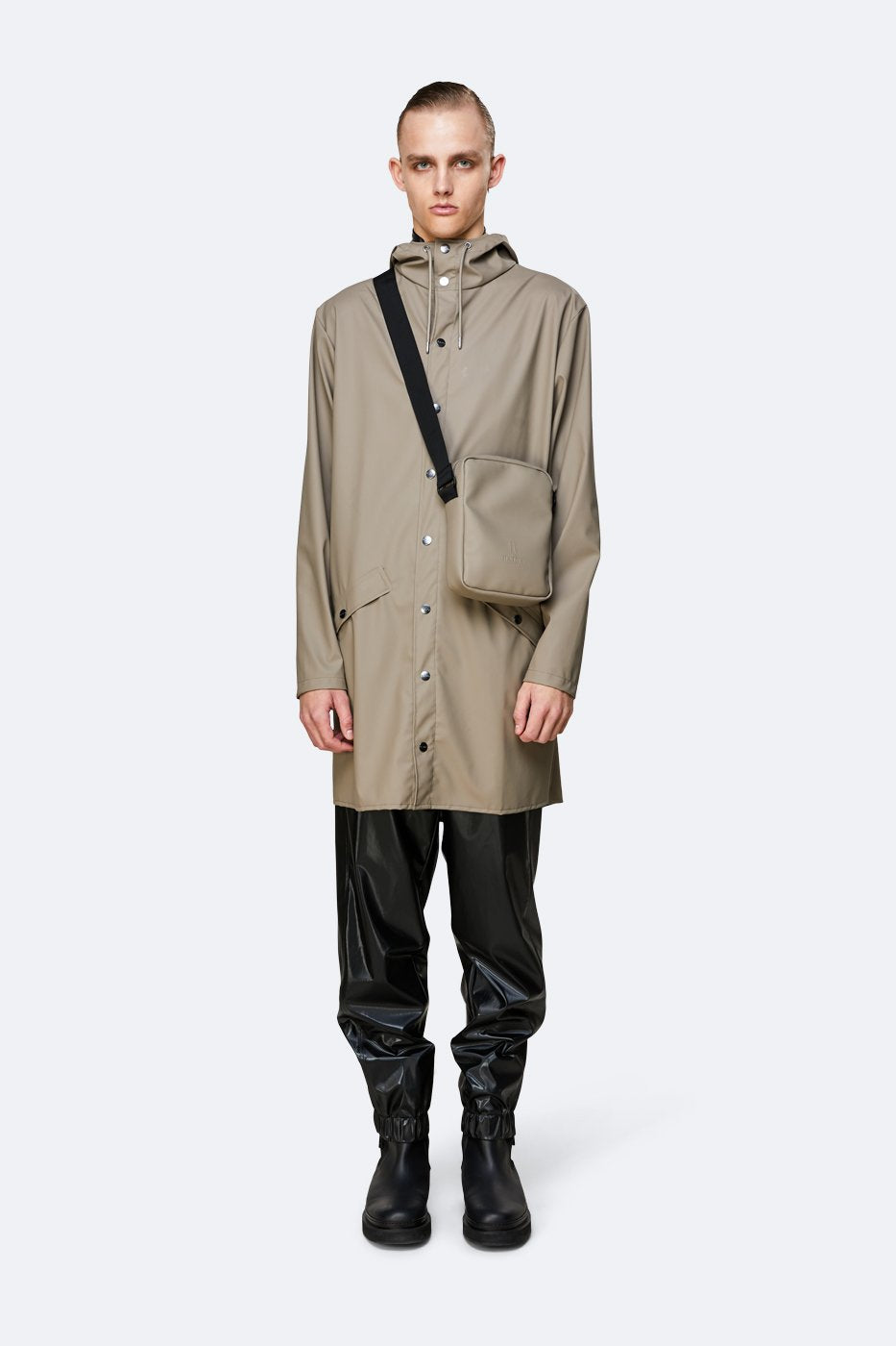 Rains Jet Bag Taupe - bagsandluggage.no