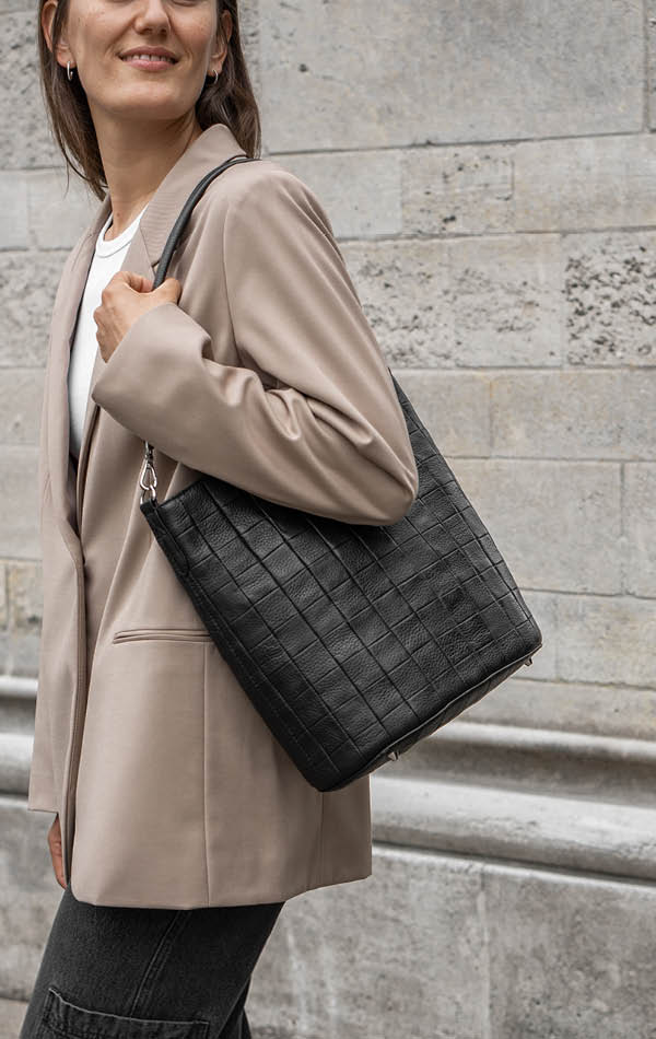 Black Markberg Juanambg Bag Upcycled Black Veske