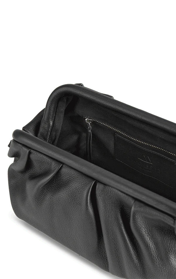Black Markberg Oksanambg Clutch 5546Cow Black Veske