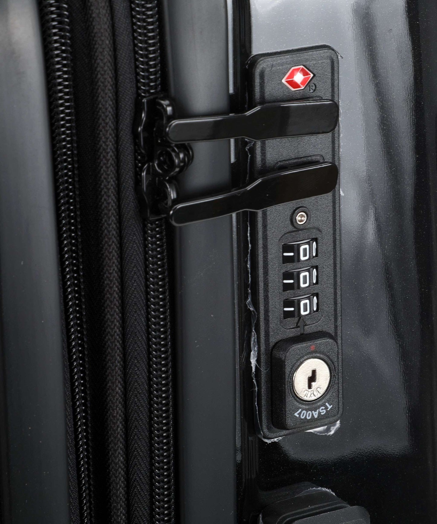 Epic ECR402/05-01 Crate EX Solids Black Metal 66 cm - bagsandluggage.no