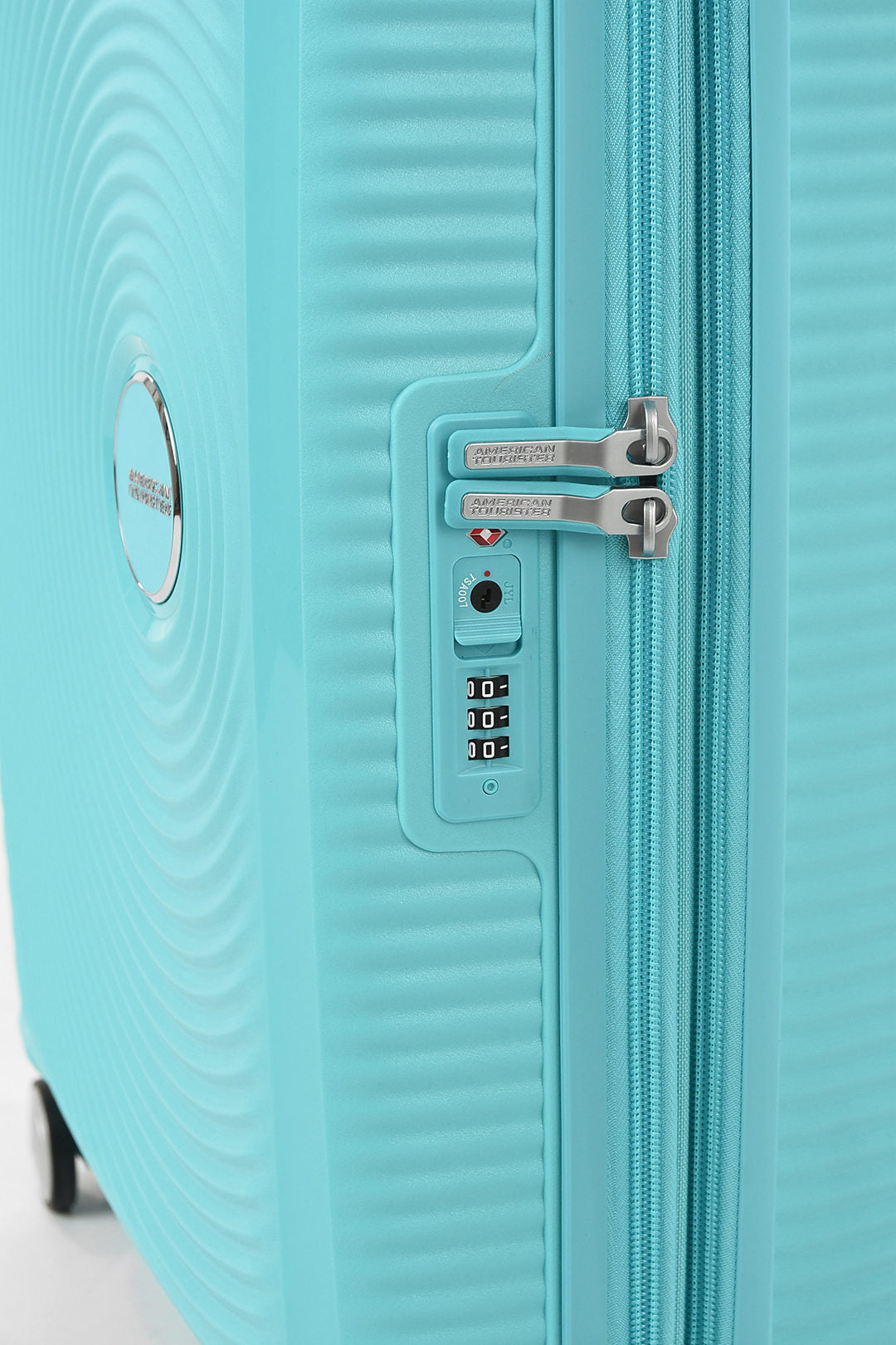 American Tourister Soundbox 55cm Poolside Blue - bagsandluggage.no
