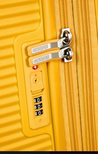 AMERICAN TOURISTER 32G*06003 SOUNDBOX SPINNER 77cm GOLDEN YELLOW - bagsandluggage.no