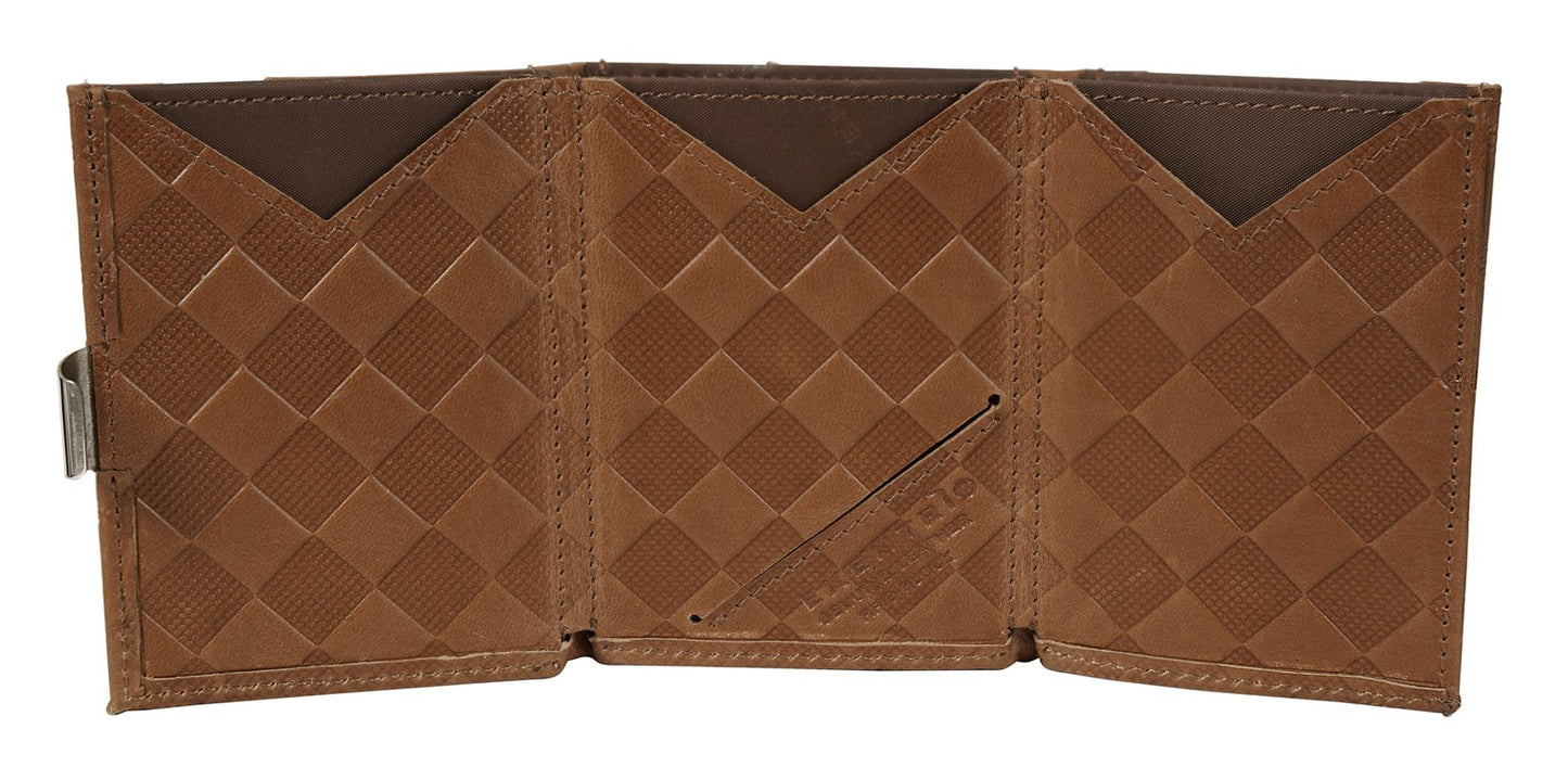 Exentri EX 024 Hazelnut Chess