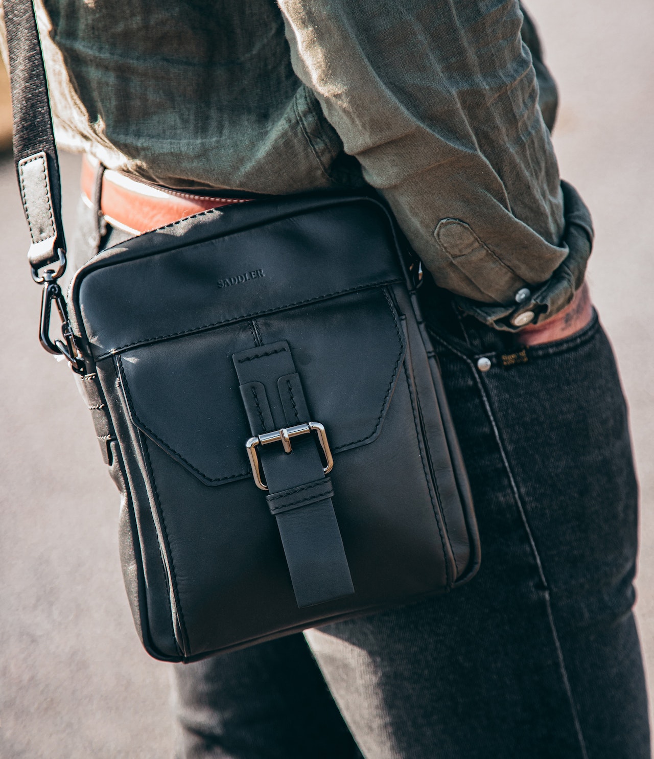 Saddler 11476-0001 Pluto Messenger Bag Black