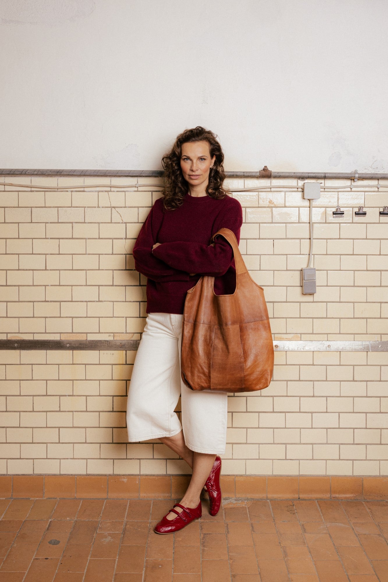 RE:DESIGNED BY DIXIE LYRA URBAN BAG LARGE WALNUT