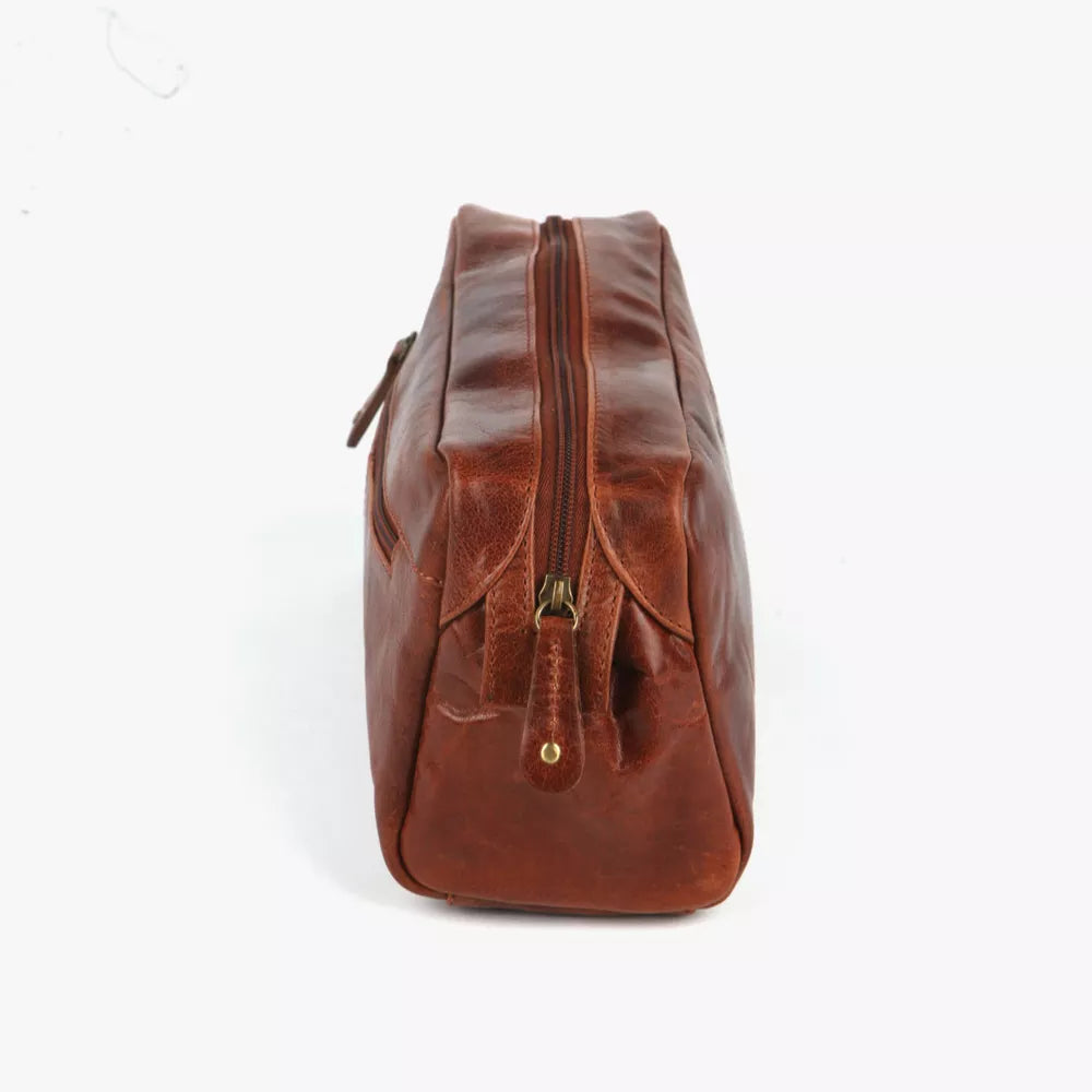 HOUSE OF NORDIC 3080000 Toiletbag Cognac