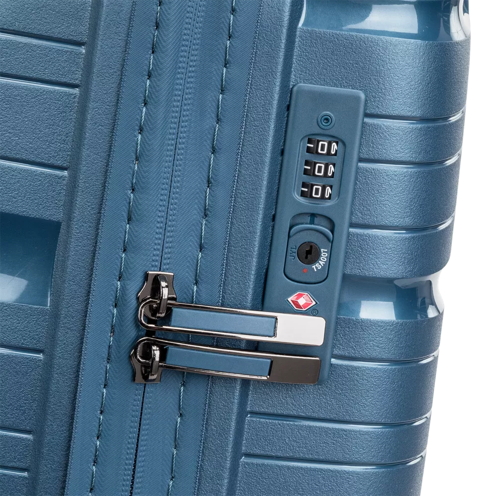 Petrol North Pioneer Oslo Koffert Medium 4 hjul, 67 cm, 70L
