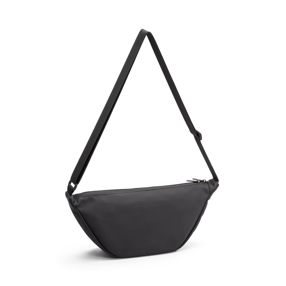 Escape 1601146-Black Crossover Bergen