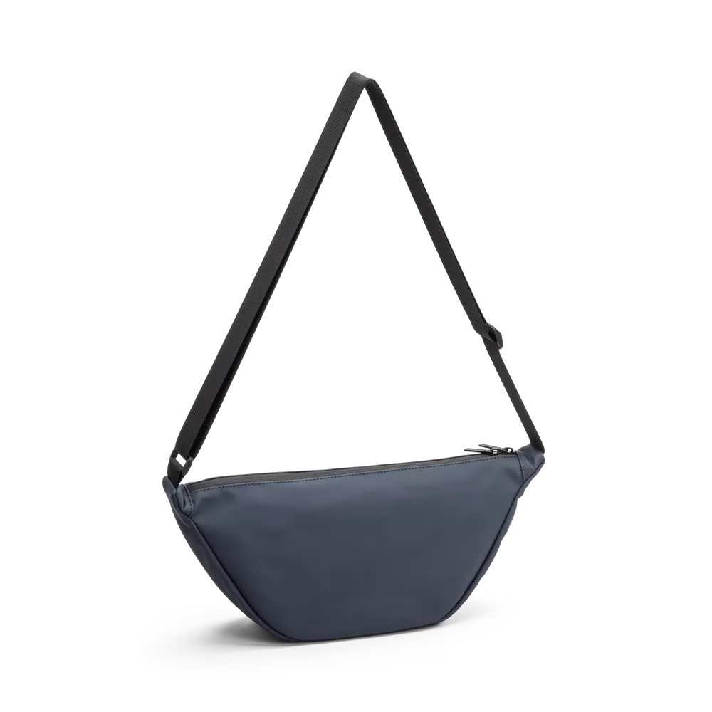 Escape 1601146-Navy Crossover Bergen