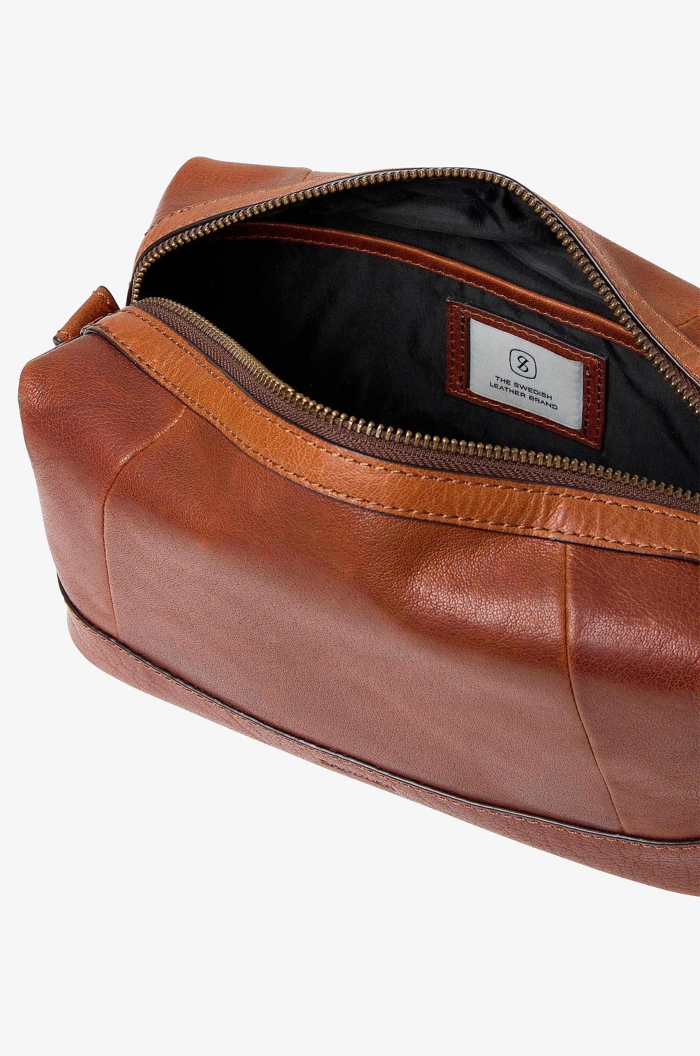 Saddler 11791-0046 Saddler Cay Toilet Midbrown