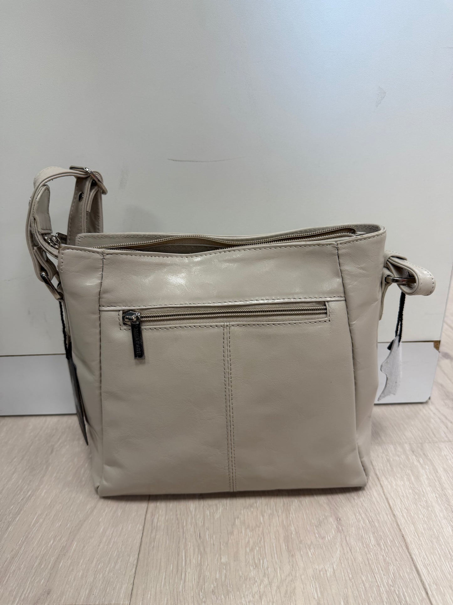 The Monte 6053144-Beige Crossover medium