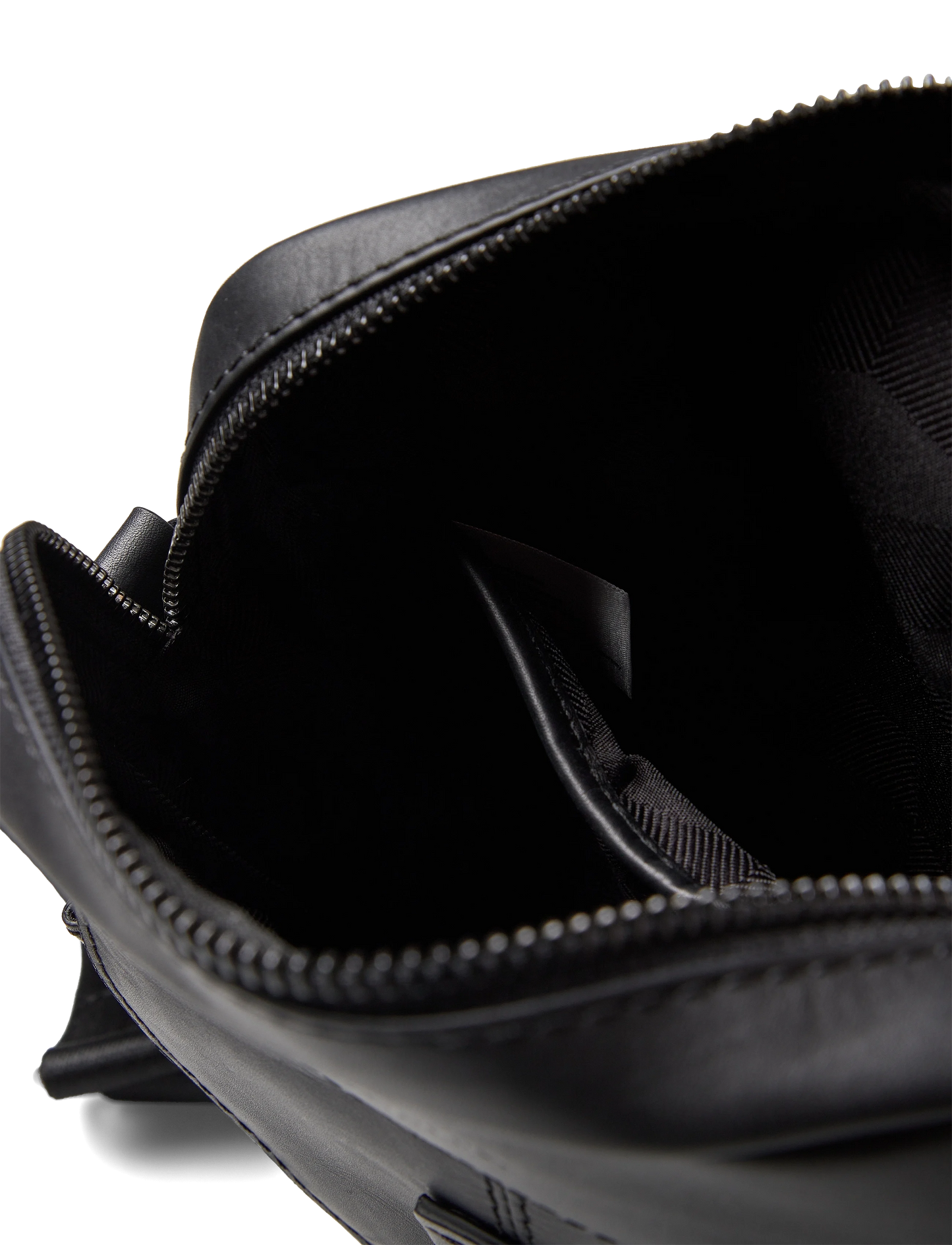 Saddler 11476-0001 Pluto Messenger Bag Black