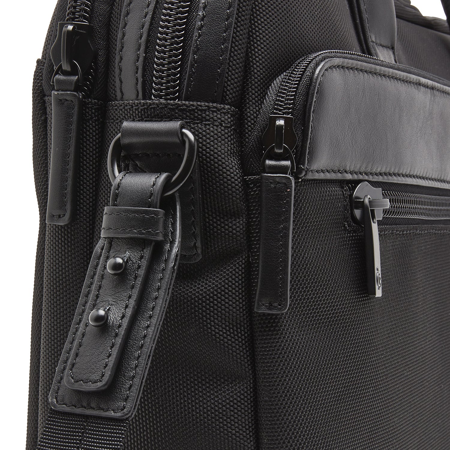 Castelijnen & Beerens 25 9473 ZW  X Bravo Laptop Bag 15,6" (RFID) Black - bagsandluggage.no