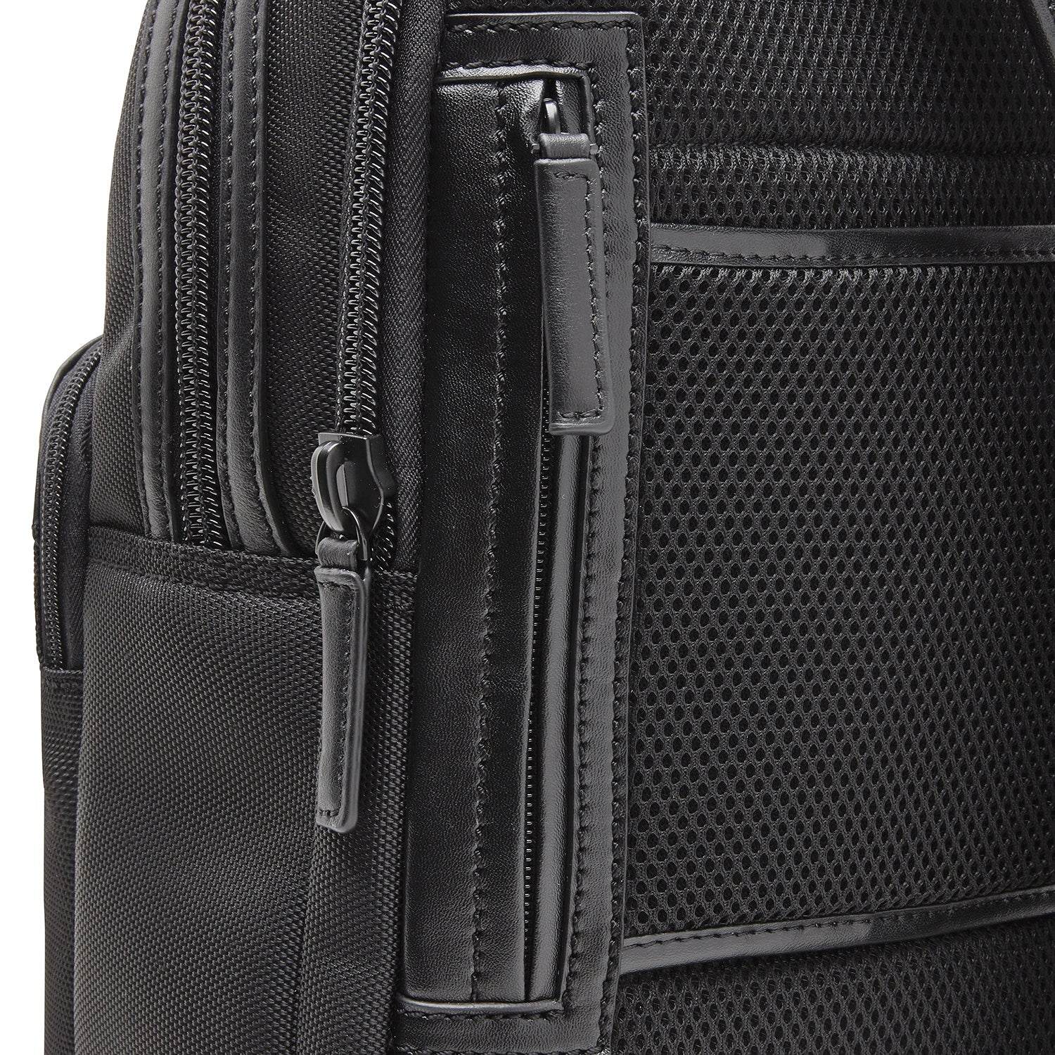 Castelijnen & Beerens Uniform Laptop Backpack 15,6" Black (RFID) 25 9576ZW - bagsandluggage.no