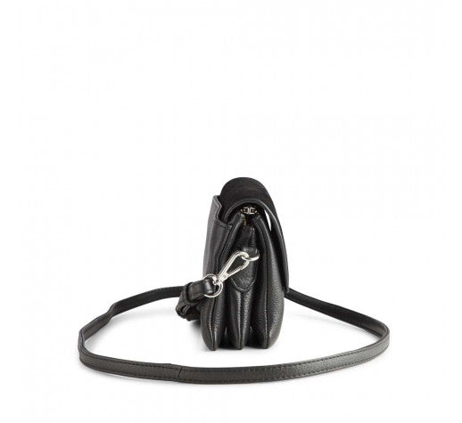 Markberg Adella Crossbody Bag Suede Mix Black Black - bagsandluggage.no