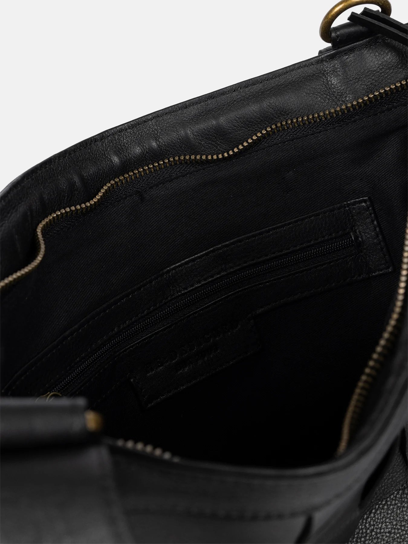 Dixie Dara Small Urban Black - bagsandluggage.no