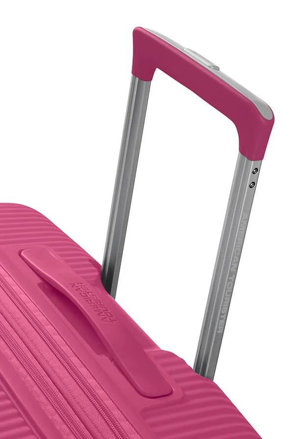 American Tourister Sound Box 67cm Exp Magenta Pink - bagsandluggage.no