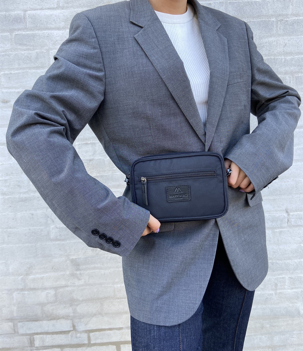 Markberg Elea Crossbody Bag Recycled Black w/Black - bagsandluggage.no